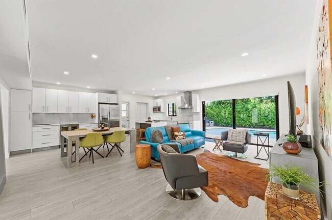 Foto del edificio - 3203 Robbins Rd
