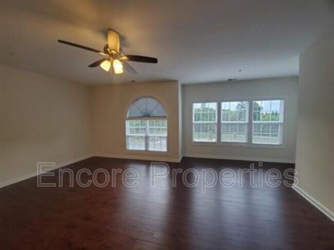 Foto del edificio - 2608 Pennoak Ln