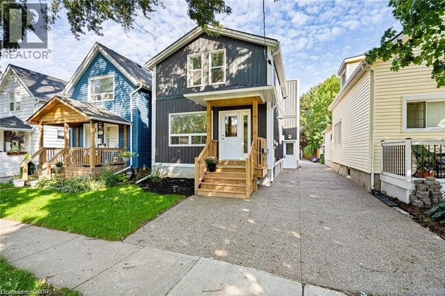 Photo du bâtiment - 159 Beech St