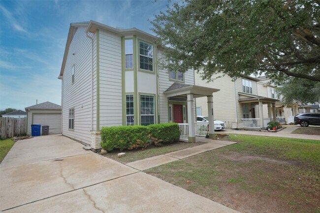 Foto del edificio - 18851 Sandelford Dr