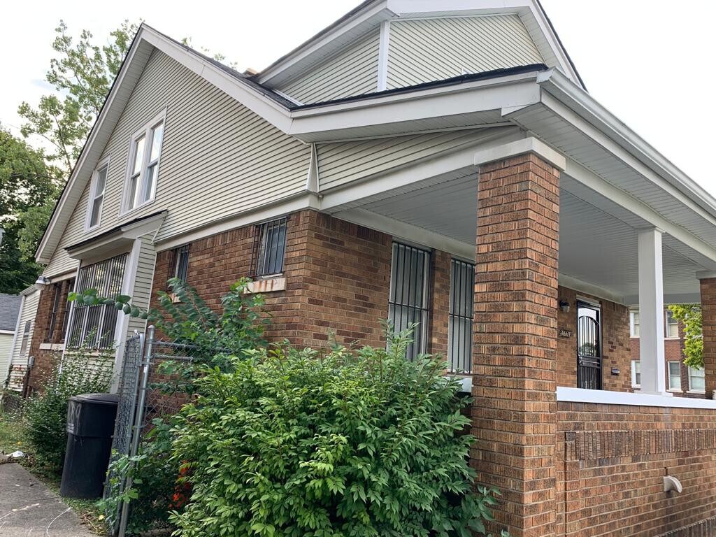 LAKEWOOD House for Rent in Detroit, MI