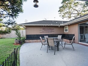 Building Photo - 9403 Timberside Dr