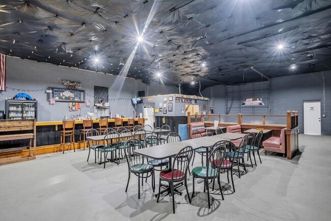 Building Photo - 1409 Buffalo Rd