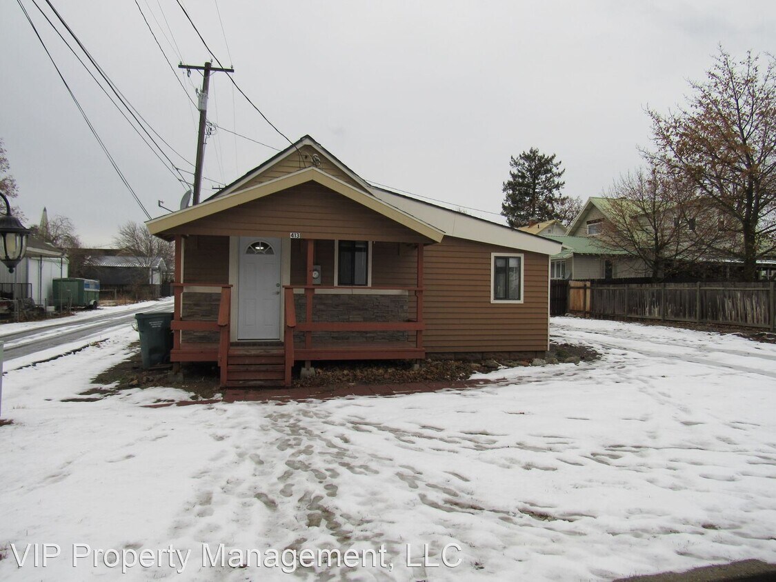 Foto principal - 2 br, 1 bath House - 413 N Henry Ave