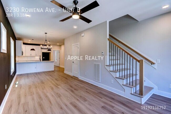 Building Photo - 3230 Rowena Ave