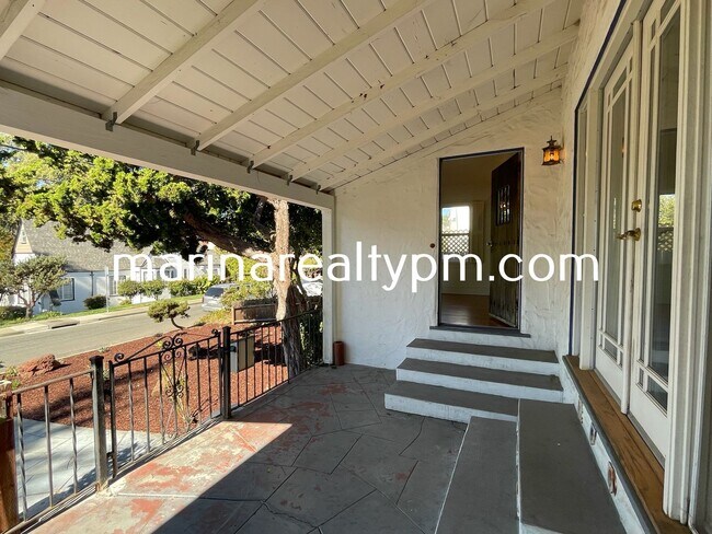 Foto del edificio - Coming Soon! Charming 3 bedroom, 2 bathroom home located in the Vista area near Vallejo High School