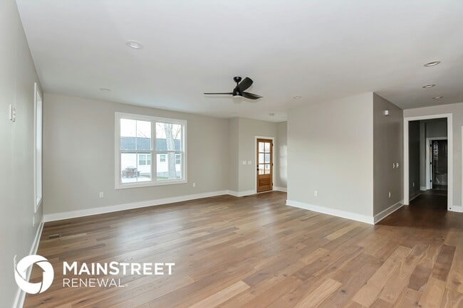 Building Photo - 1513 Dugger Dr