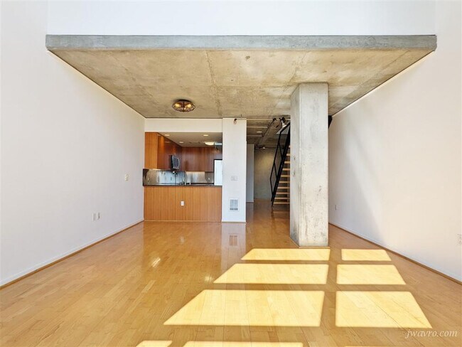 Building Photo - 77 Dow Pl