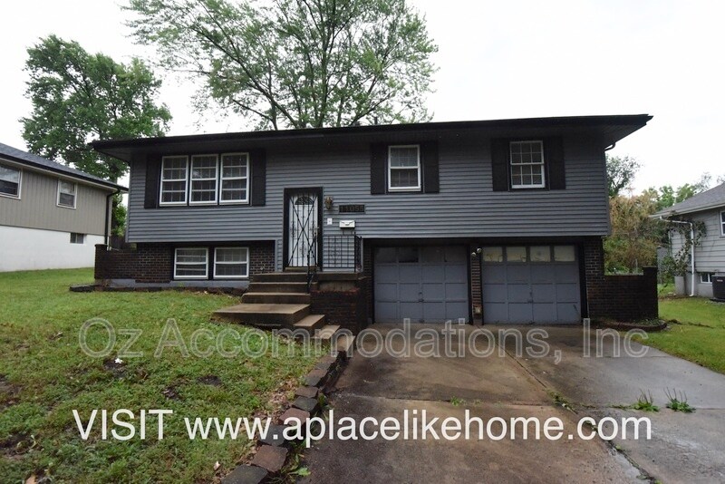 Foto principal - 11055 Spring Valley Rd