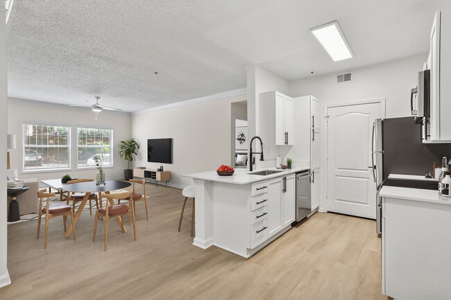 Photo - Avana TownPark Apartments