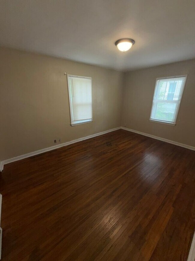 Foto del edificio - 730 Bayard Park Dr