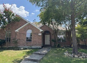 Building Photo - 5913 Big Pine Dr