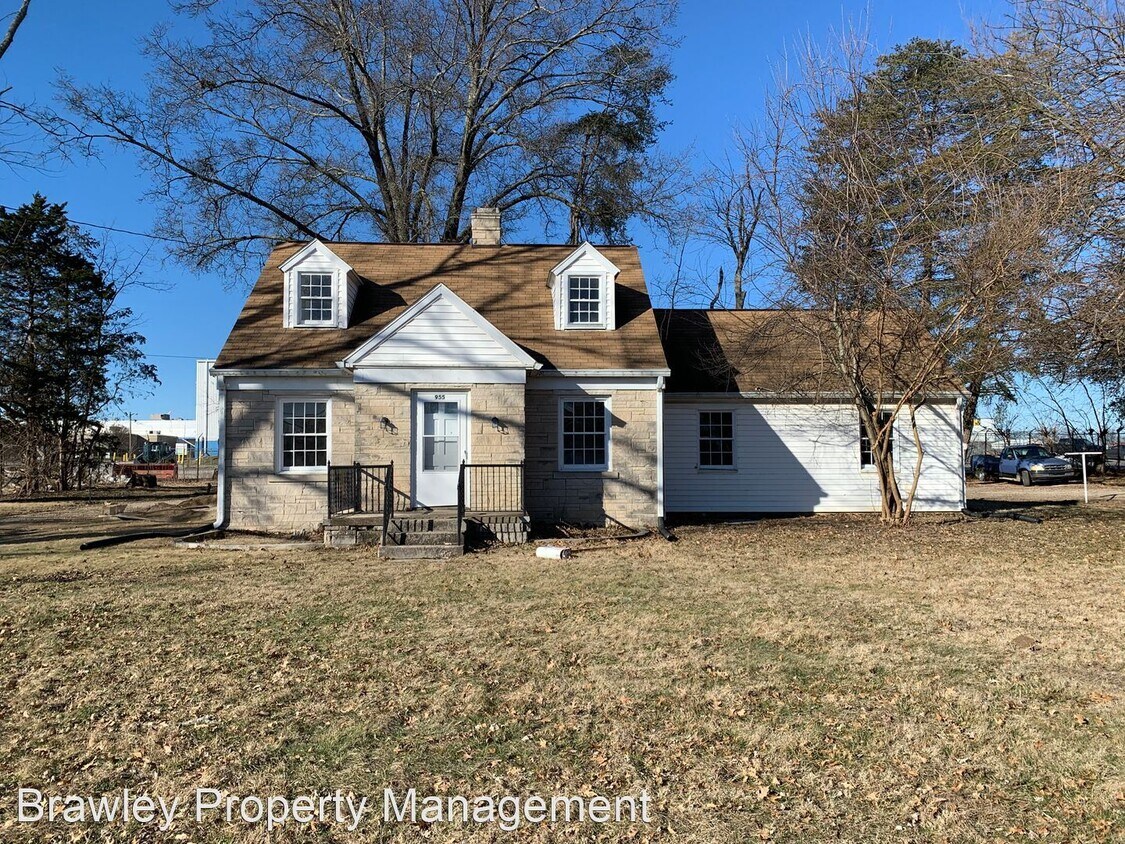 3 br, 1 bath House 955 N Curry Pike House Rental in Bloomington, IN