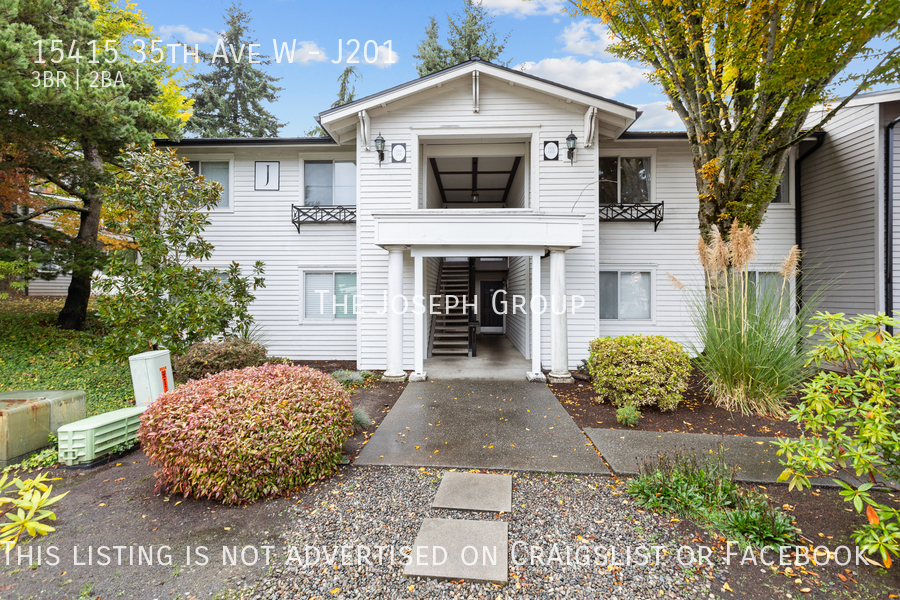 Foto principal - Charming 3 bed/2 bath in Lynnwood!