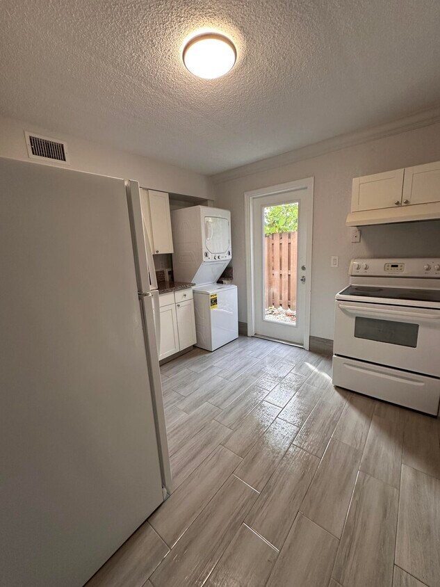 Foto principal - 337 Kenilworth Blvd
