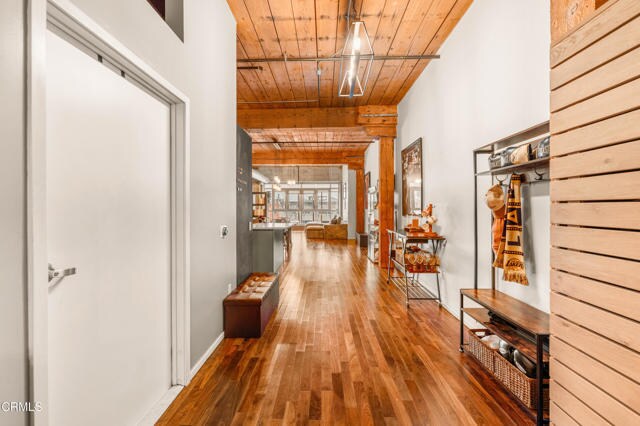 Foto del edificio - 530 S Hewitt St