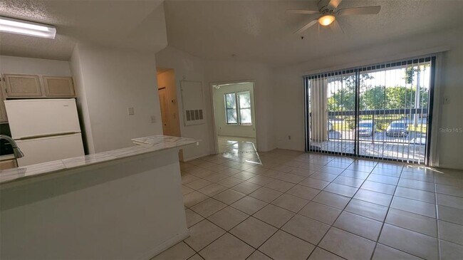 Building Photo - 4061 Crockers Lake Blvd