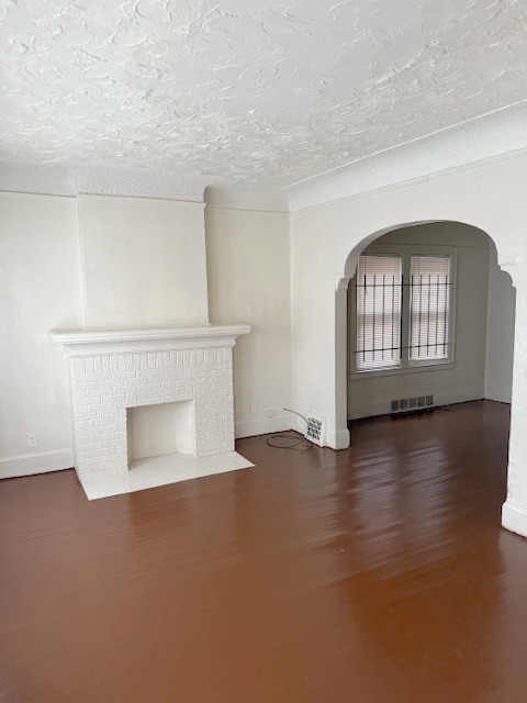 Building Photo - 3237 Tyler St