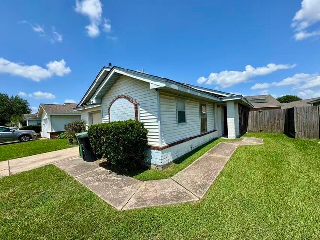 Foto del edificio - 4630 Croker Ridge Rd