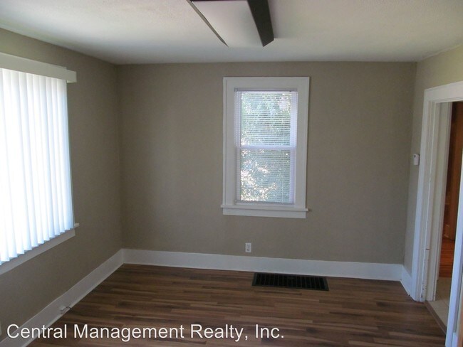 Foto del edificio - 3 br, 2 bath House - 111 Eckman