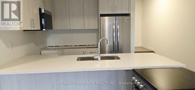 Building Photo - 158 Matawin Ln