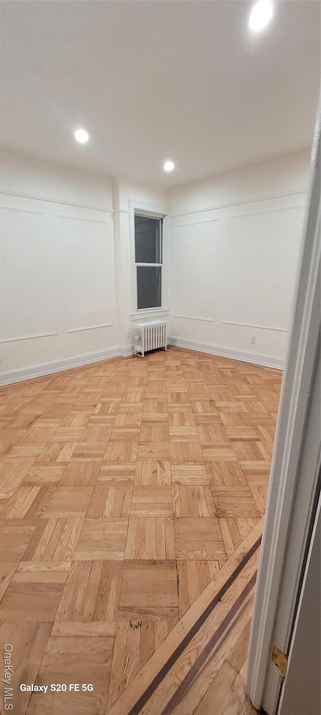 Building Photo - 238-05 Braddock Ave