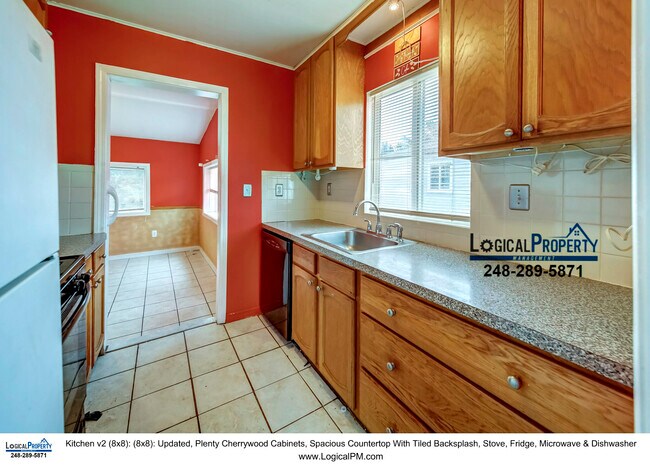 Building Photo - MOVE-IN SPECIAL: One Month of FREE Rent. T...