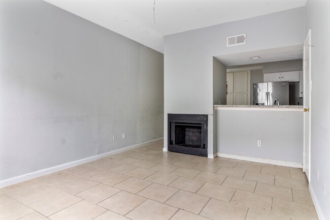 Foto del edificio - 8713 Village of Fondren Dr