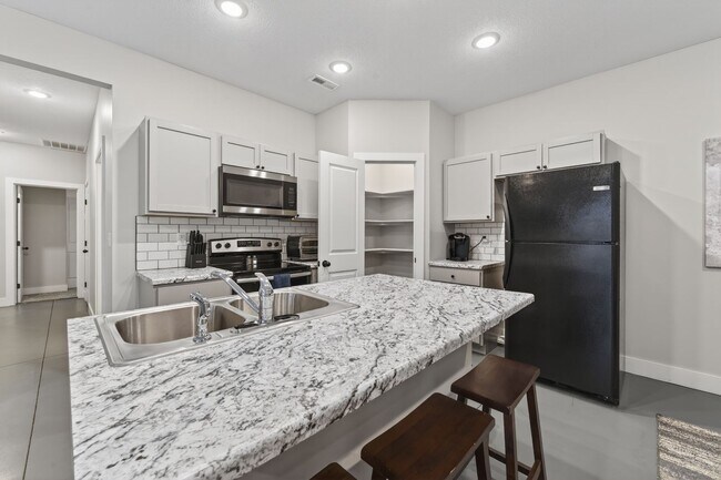 Foto del edificio - 2934 W Murdock St