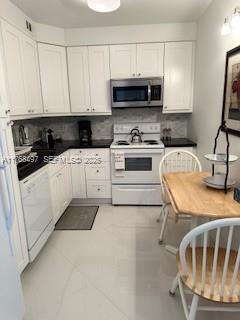 Foto del edificio - 1985 S Ocean Dr