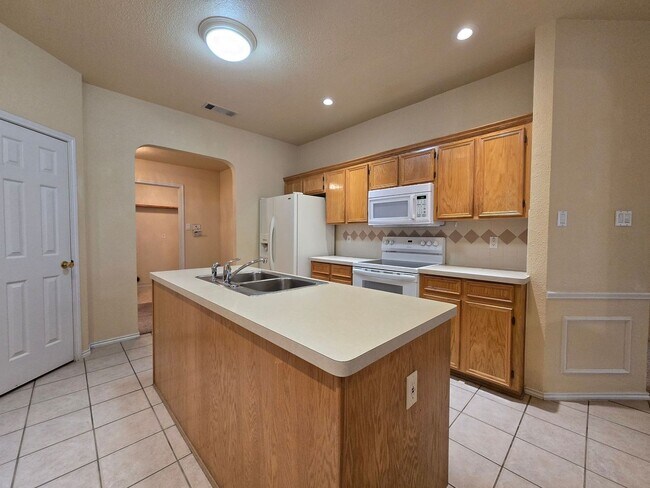 Foto del edificio - COMING SOON!