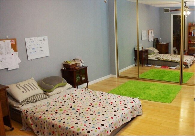 Foto del edificio - 3115 Helms St