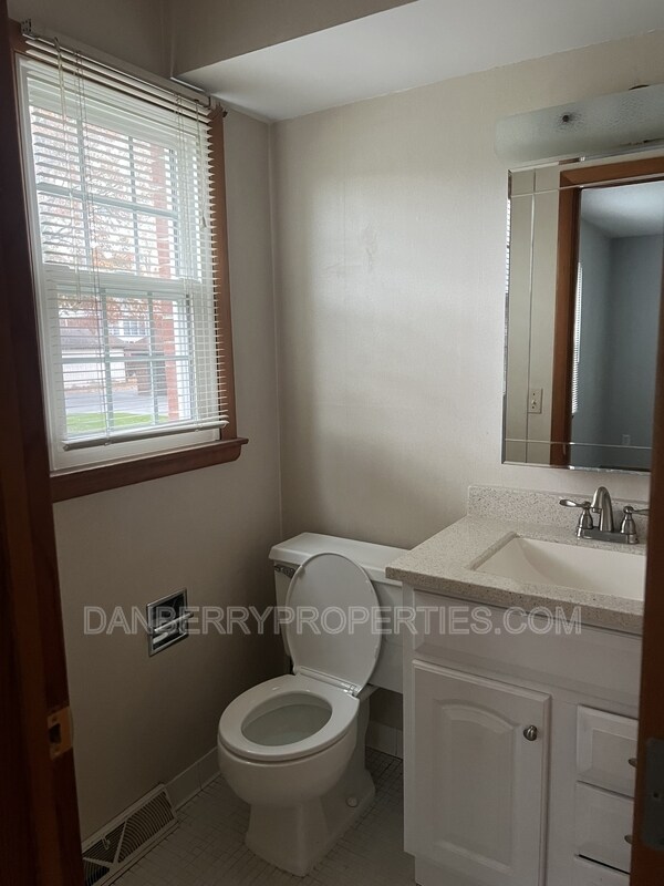 Foto del edificio - 4126 Newcastle Dr