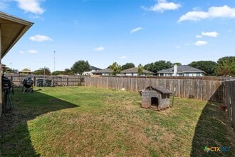 Building Photo - 376 Musgrav