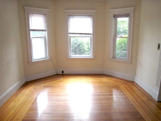 Foto del edificio - 183 College Ave