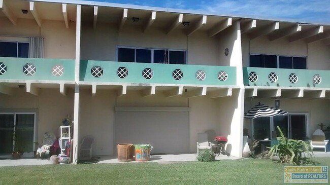 Foto del edificio - 801 Beach Blvd