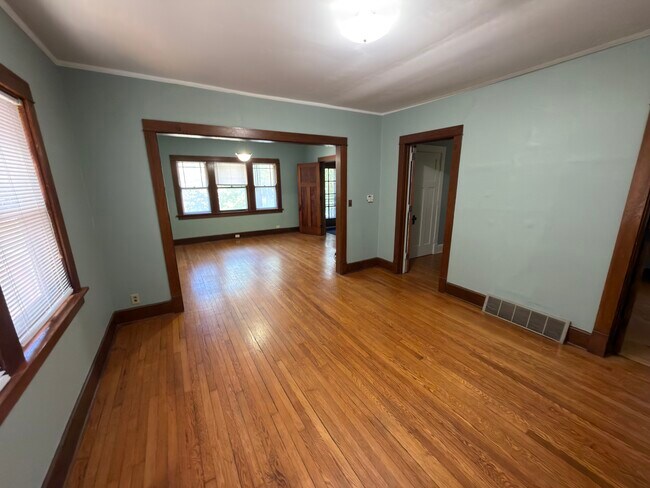 Foto del edificio - 1013 E Gorham St