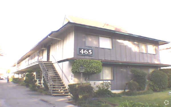 Primary Photo - 465 Fairview Ave