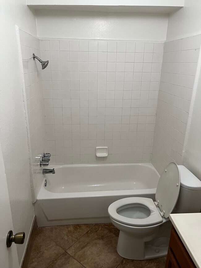 Foto del edificio - 3304 Avenida del Presidente