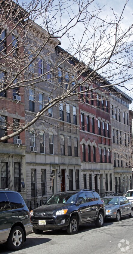 Building Photo - 510 W 142nd St