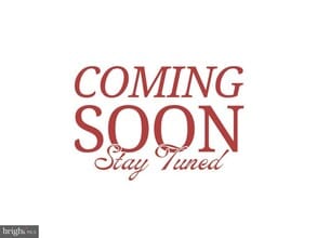 Building Photo - 38 Bloomsbury Ave