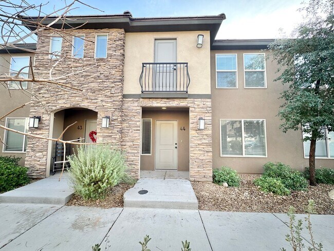 Foto del edificio - Desert Hills Gem!