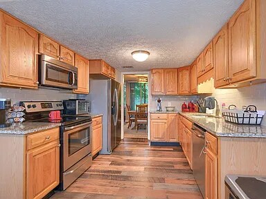 Building Photo - 4883 Powderhorn Ln