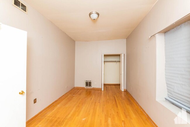 Foto del edificio - 1 bedroom in Chicago IL 60622