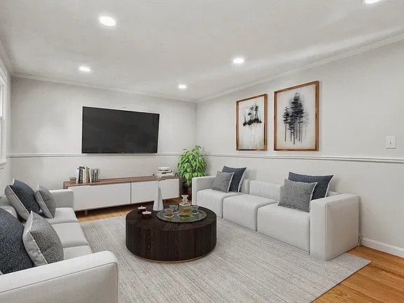 Foto del edificio - Peacefully tucked away this turnkey Gambre...