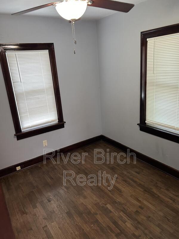Foto del edificio - 2633 S Whittier Ave
