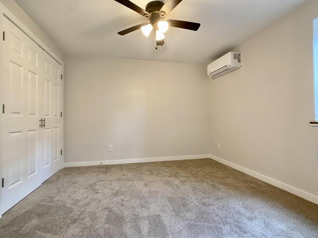 Building Photo - 423 Adams Ave