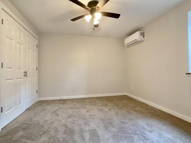 Foto del edificio - 423 Adams Ave