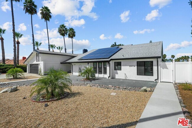 Building Photo - 20071 Emerald Meadow Dr