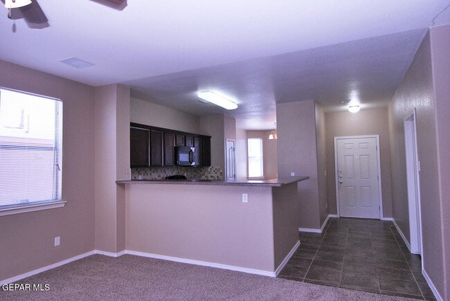 Building Photo - 5033 Lone Cactus Ct